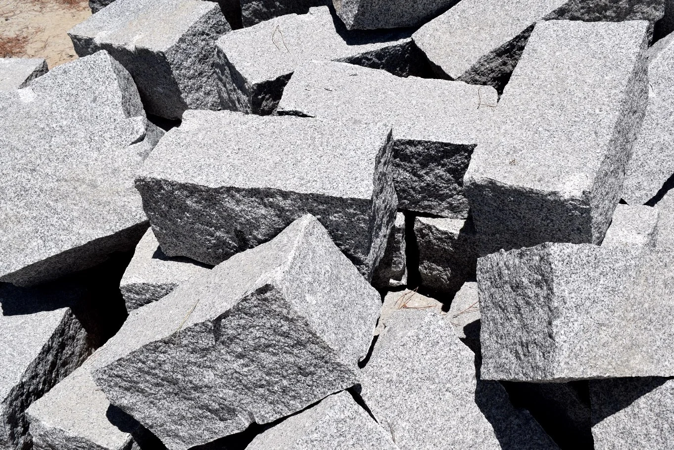 El Kırma Granit Bordür